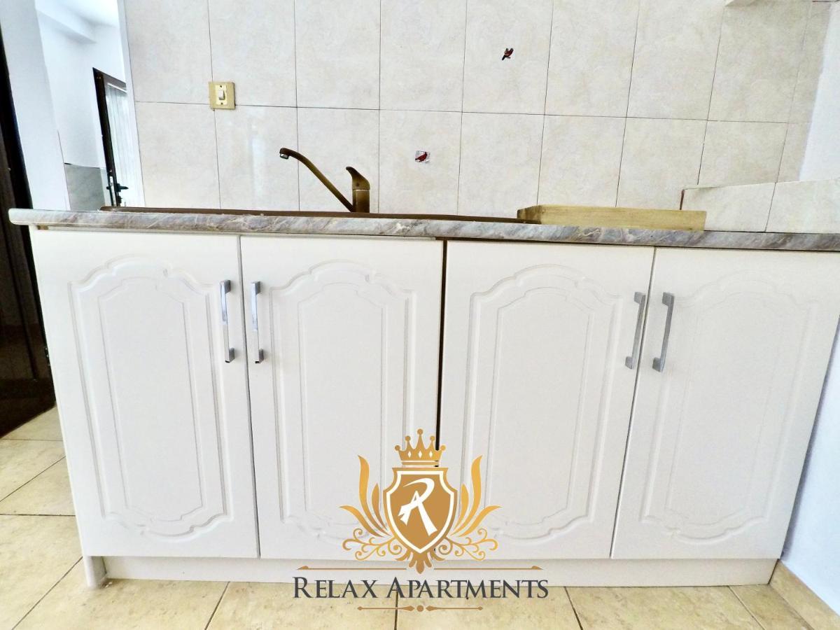 Paradise Palm Beach Apartment In ساراندا المظهر الخارجي الصورة