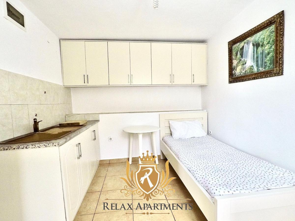 Paradise Palm Beach Apartment In ساراندا المظهر الخارجي الصورة