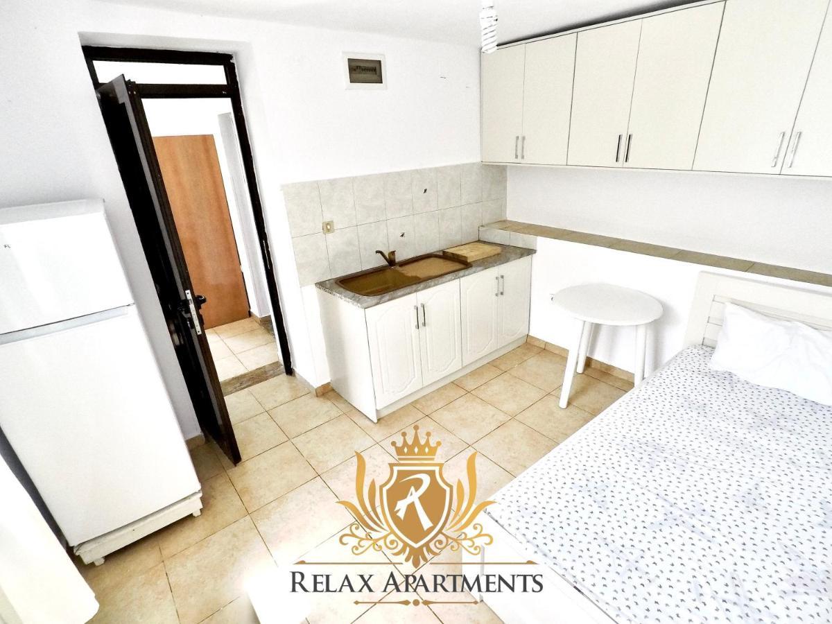 Paradise Palm Beach Apartment In ساراندا المظهر الخارجي الصورة